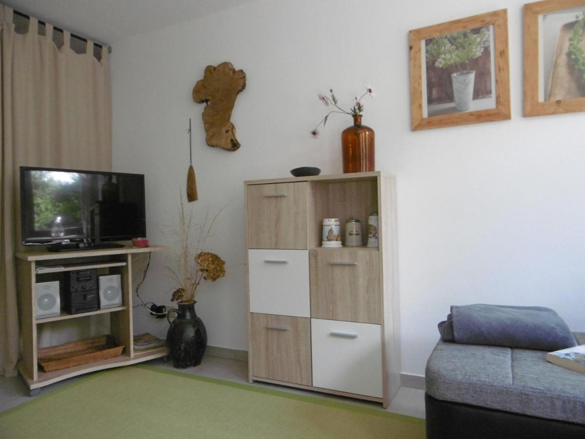 Ferienwohnungen Moritz Riechheim ภายนอก รูปภาพ