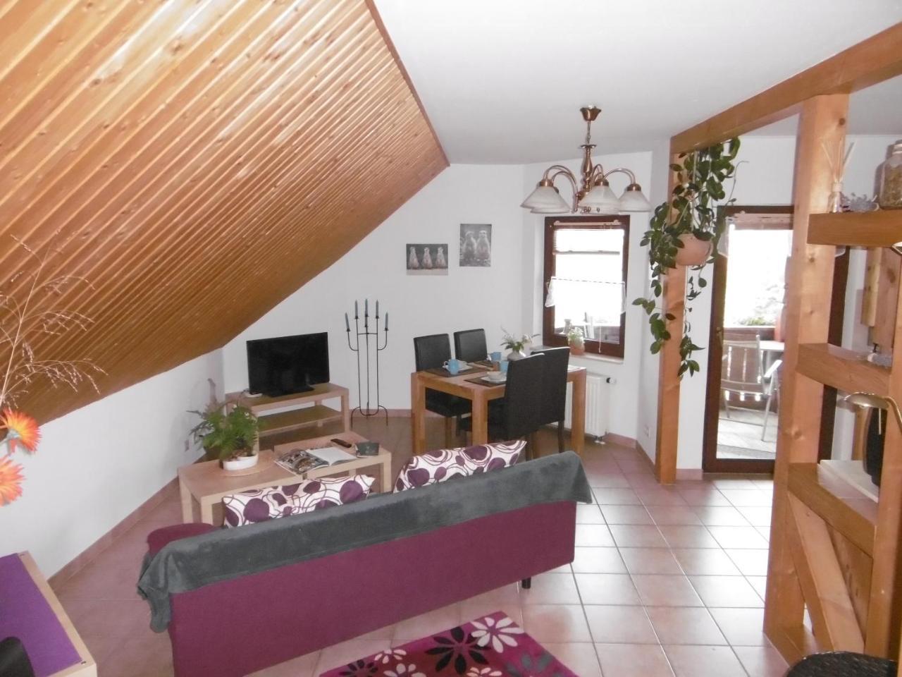 Ferienwohnungen Moritz Riechheim ภายนอก รูปภาพ