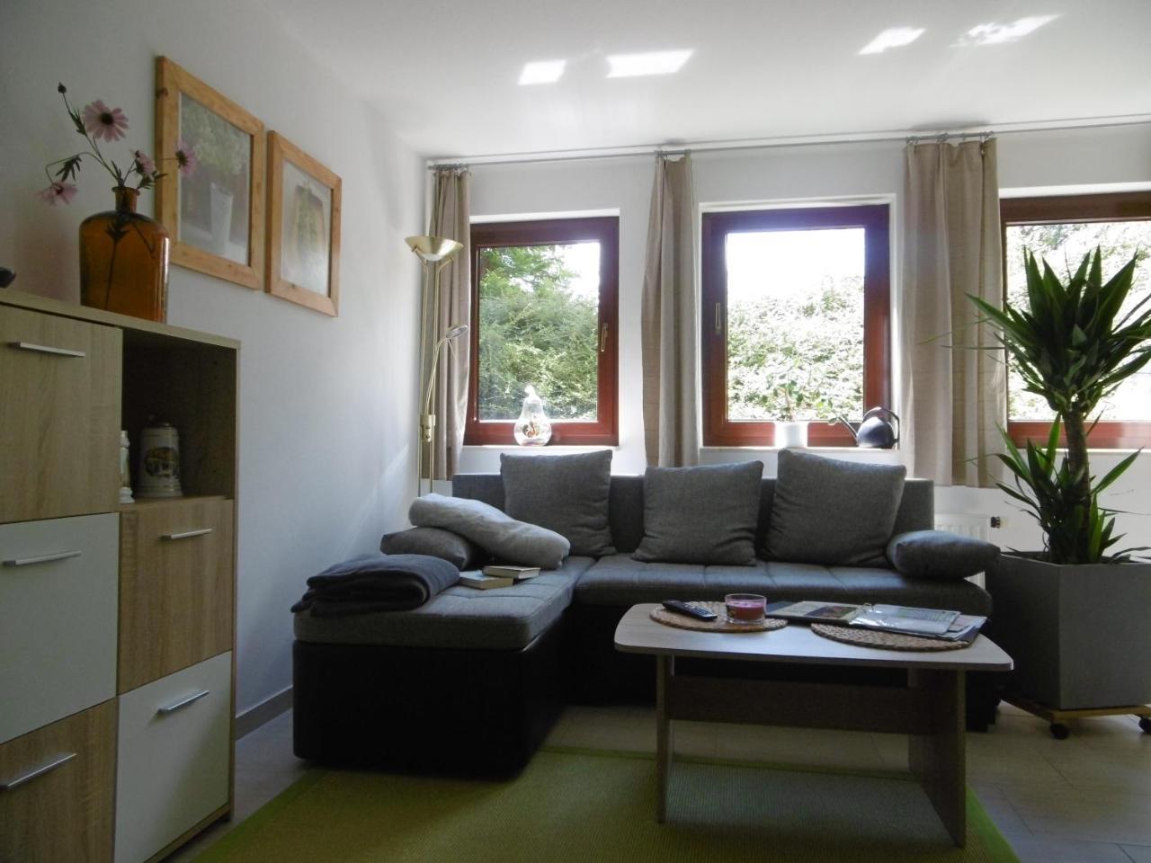 Ferienwohnungen Moritz Riechheim ภายนอก รูปภาพ